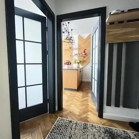 Apartmán Lvapart 2 кім центр звітні документи *